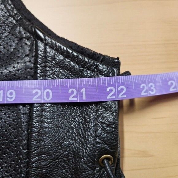 Moto Mod Black Button Front Adjustable Lace Up Sides Motorcycle Riding Vest - Picture 12 of 13